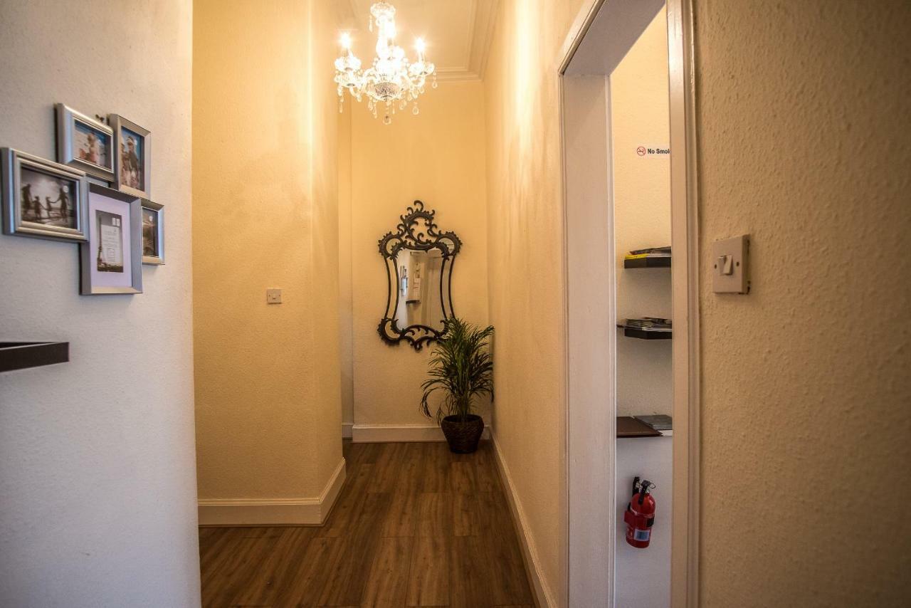 Edinburgh Ground Floor City Centre Flat Close To Princess Street Kültér fotó