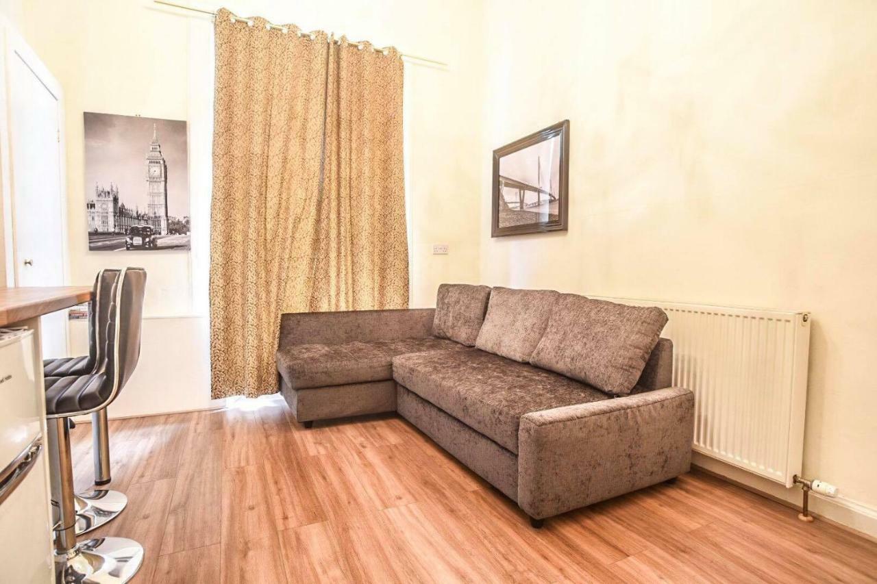 Edinburgh Ground Floor City Centre Flat Close To Princess Street Kültér fotó